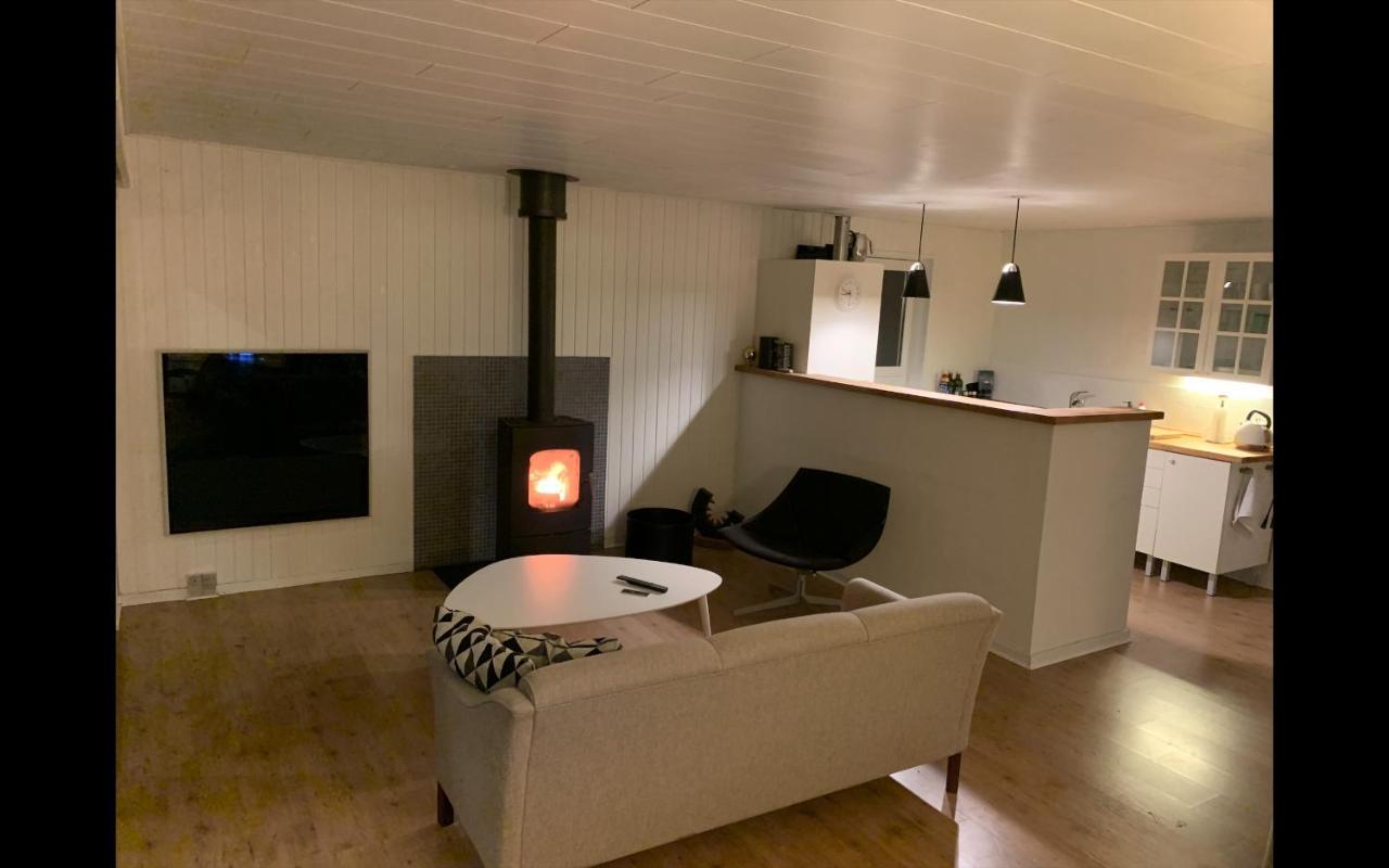Dejlig Sommerhus 150M Fra Privat Strand Brenderup Exterior photo