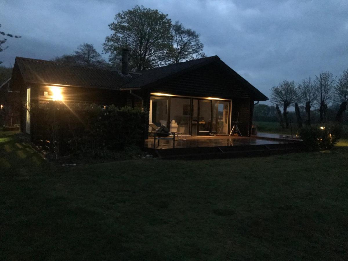 Dejlig Sommerhus 150M Fra Privat Strand Brenderup Exterior photo